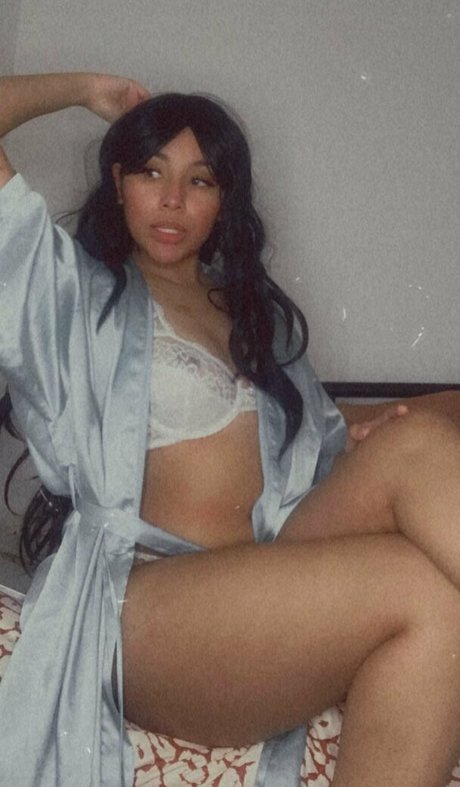 mystiquemari star sexy photos