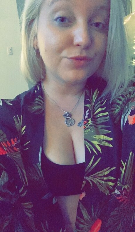 mommithiccc sex actress pic