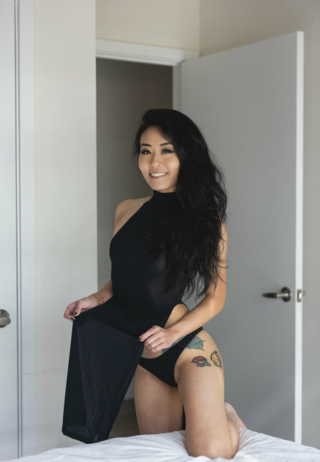 megami exclusive pornstar images