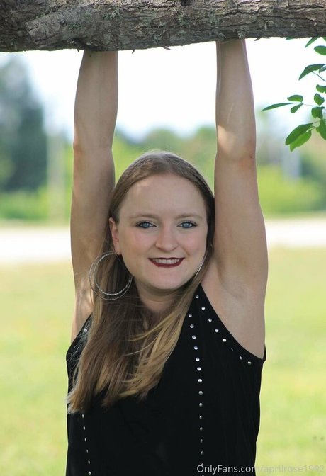 aprilrose1992 xxx pornstar archive