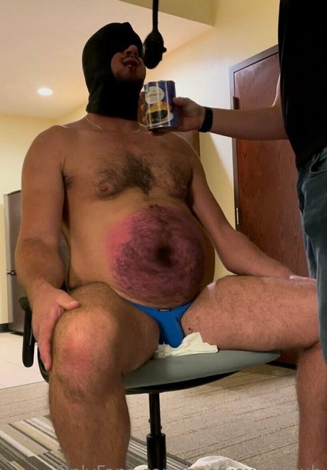 beefyexjockcub pretty pornstar pics