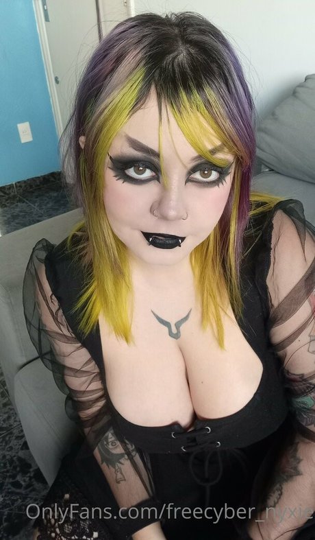 freecyber nyxie porn model pics
