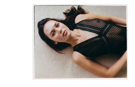 Naomi Stevens pornstar erotic images