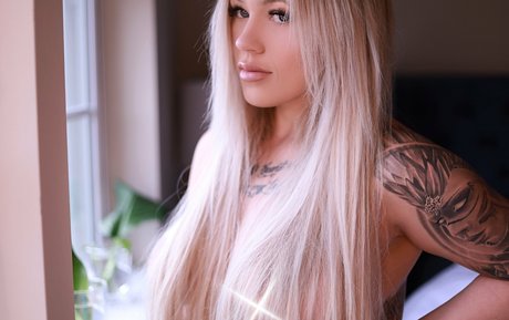 Valkyrieuntamed sex model images