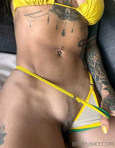 Brypunky pornstar naked img