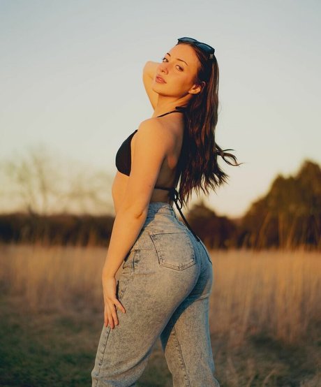 shemale outdoor onlyfans free naked gallery