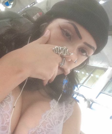 kjkjkjk___cwb hd model picture