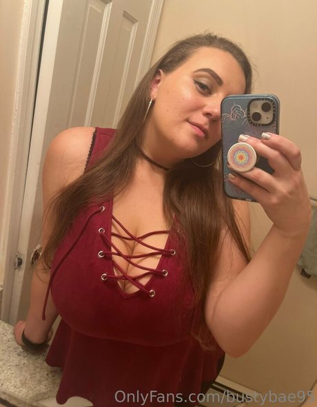Bustybae95 free actress image
