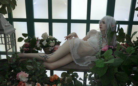 Flutterow sex star photos