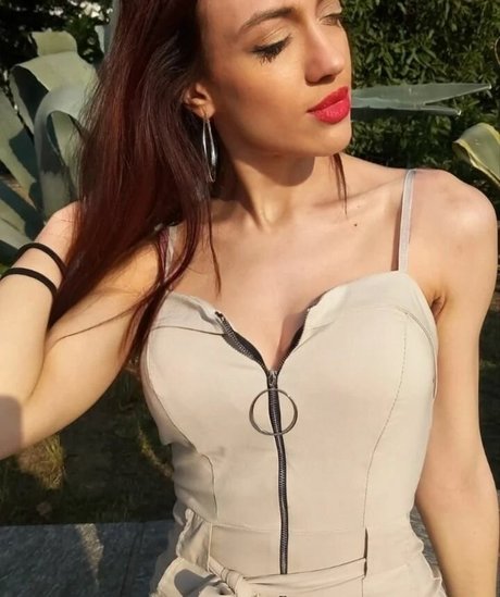 Martina Amoro model nude img