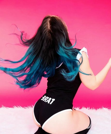 CuteMissLiz sex star picture