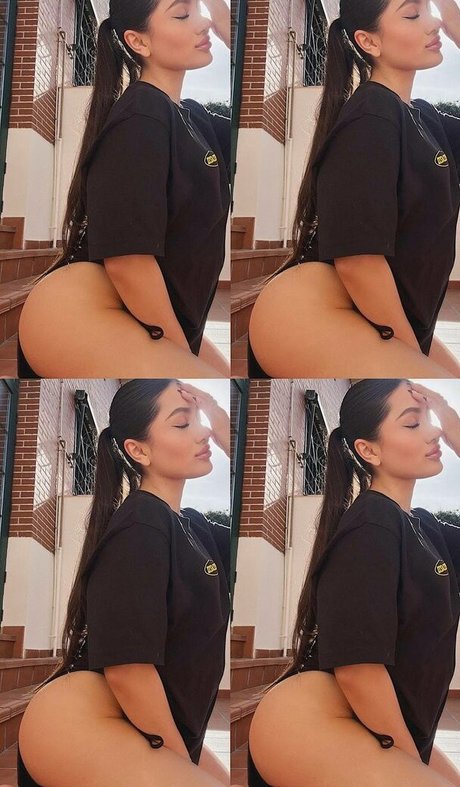 Caritoalaparato nudes actress photo