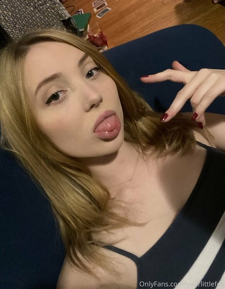 rosalindcorrupts nudes star pictures