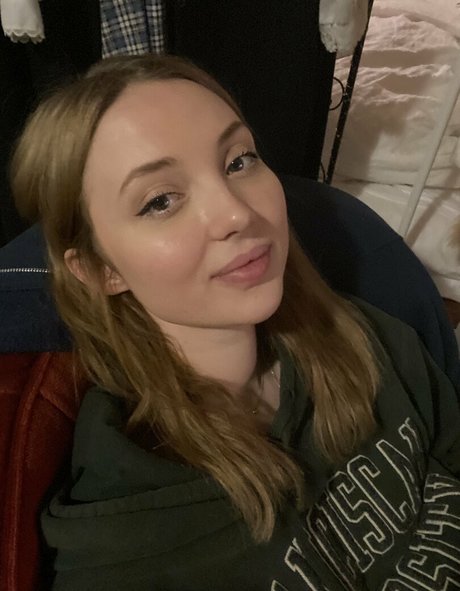 rosalindcorrupts naked actress galleries