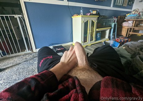 grav3y sex star photo