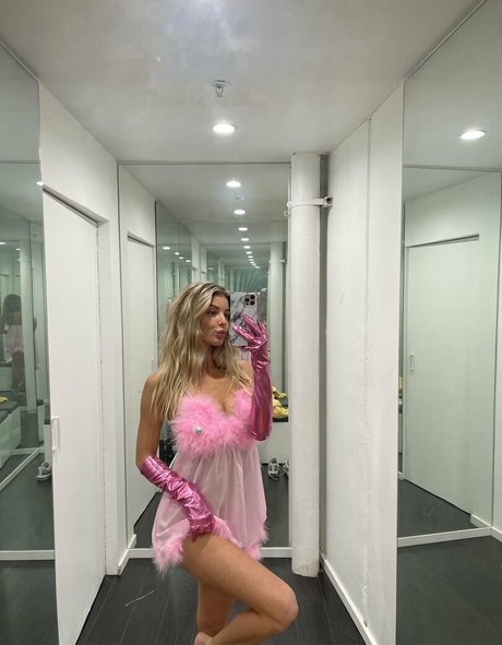 ashleymariedickerson star beautiful pic