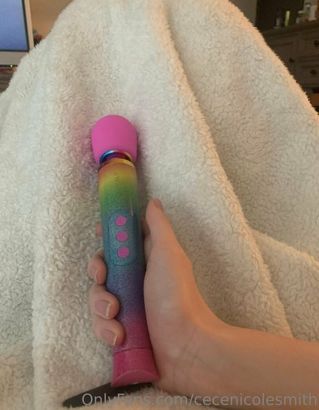 cecenicolesmith pornstar erotic pics