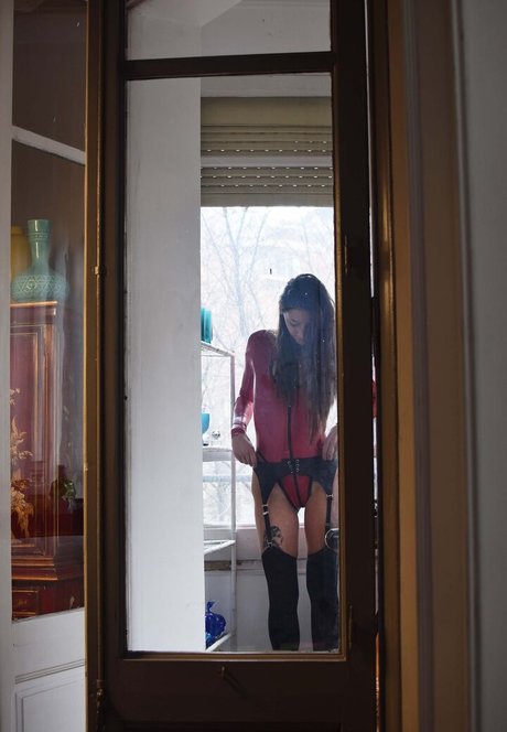 Shinetight pretty model gallery