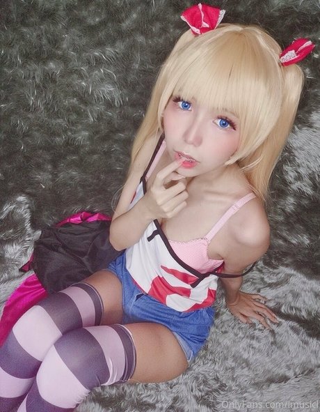 lmusicl pretty model images