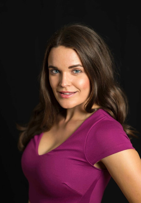 Laura Winter art model pics