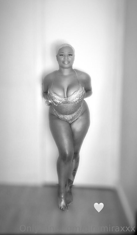 gimmiraxxx hot model archive