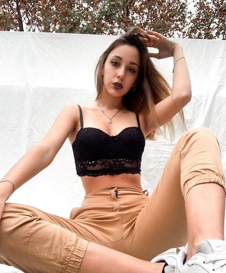 agusdigri porn actress photos