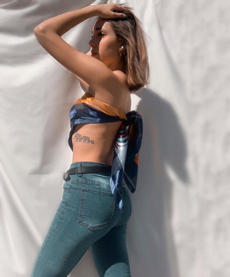 agusdigri hd pornstar image