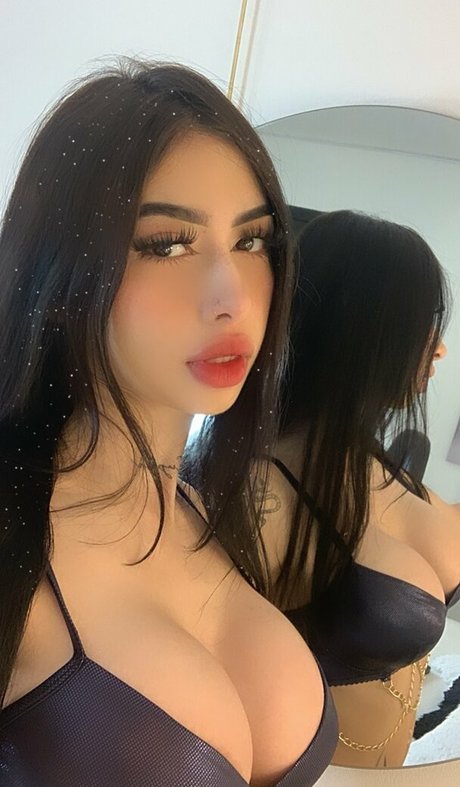 caro roldan pretty actress picture