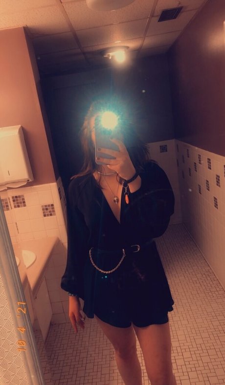 the sallysmith nudes star img