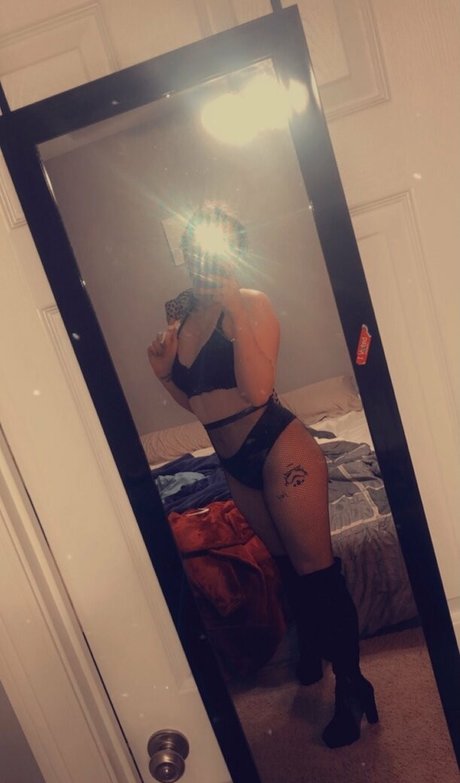 the sallysmith star hot picture