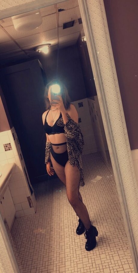 the sallysmith pornstar naked picture