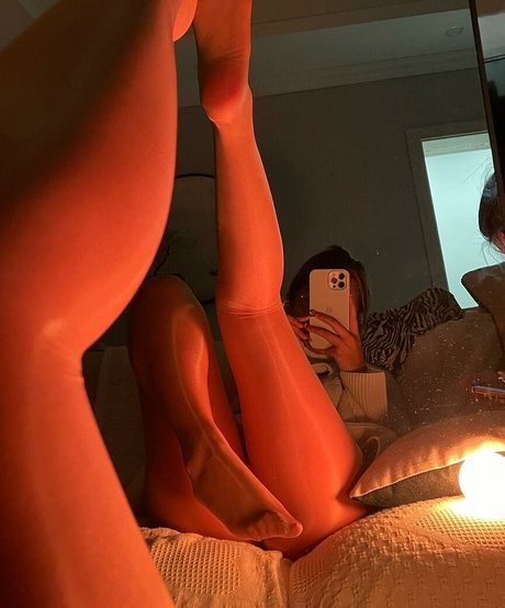 jiee wen model naked pic