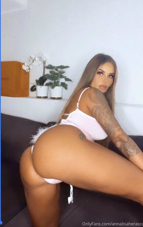 Anna Lisa Herascu art star pic