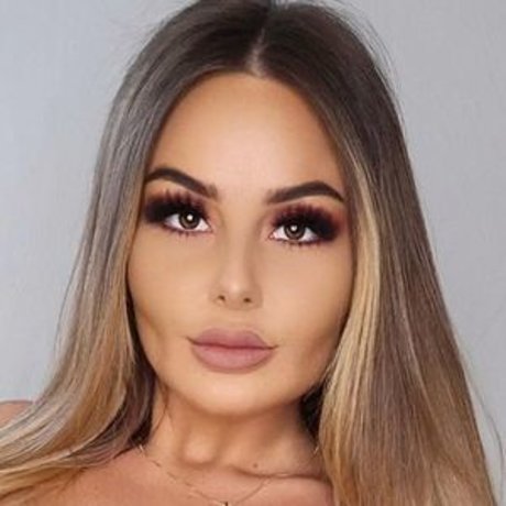 Anna Lisa Herascu model nice photo