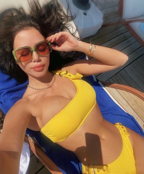 bernacalanthe hot star image