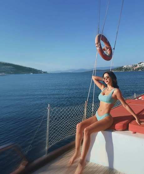 college girl onlyfans best photo