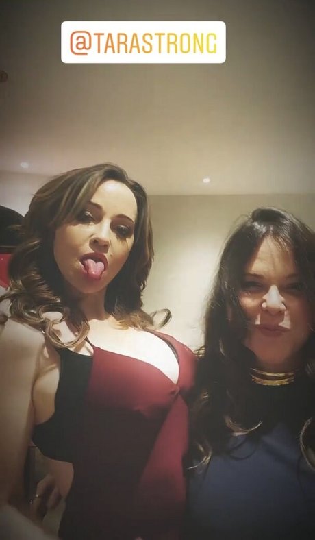 Tara Strong top star picture