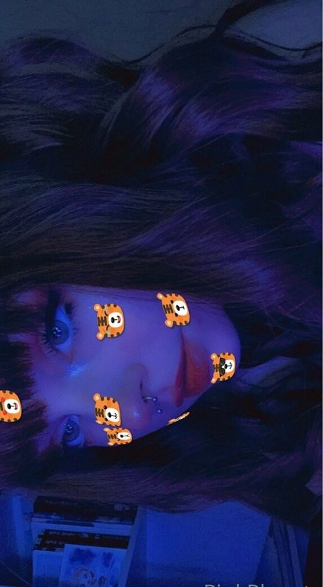 PlanetPlayBunny star art img