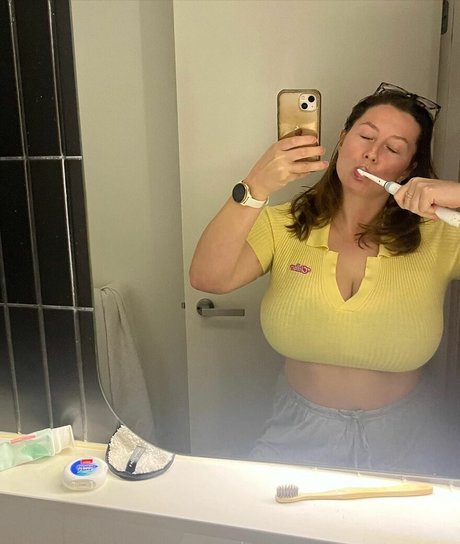 SliceOfSalami star free photos