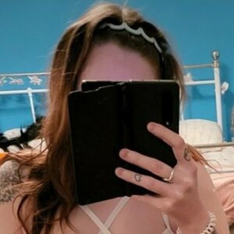 heathxrlouisx pornographic model img