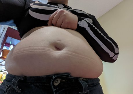 abbybeebelly star adult img