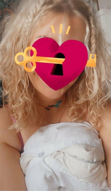 emis18now xxx model gallery