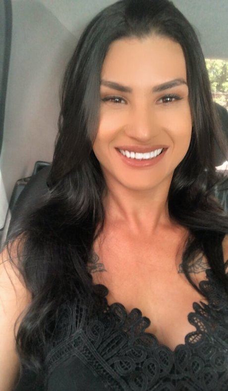 Alinne Garcia pornstar naked gallery