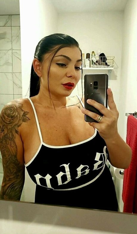 tiiffany pretty model photo