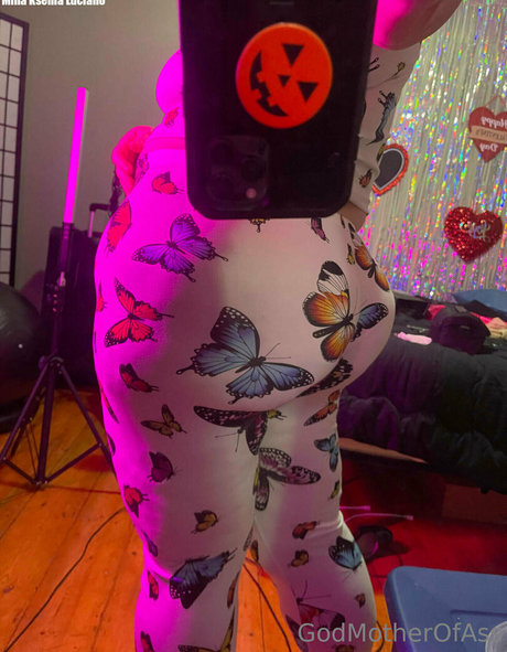 godmotherofassfree sex star archive