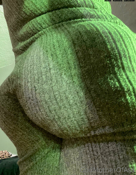 godmotherofassfree xxx pornstar gallery