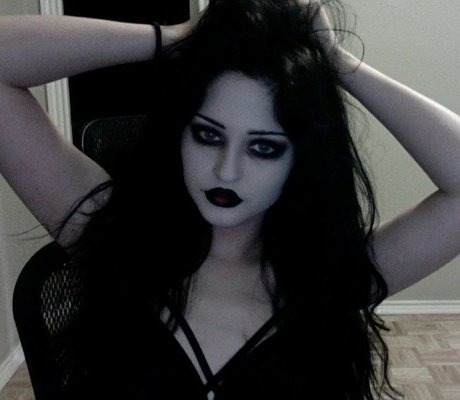 Bleachb0n3s xxx star img