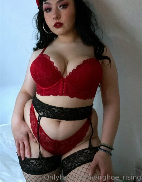 virghoe rising pornstar hot pics