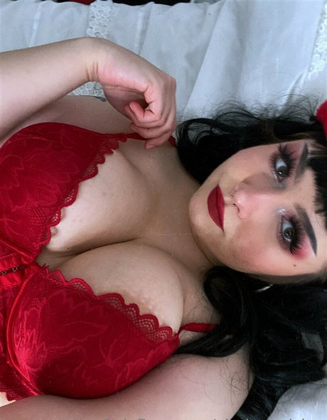 virghoe rising beautiful pornstar gallery