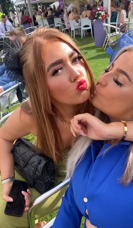 Elizabeth Taylor adult actress images